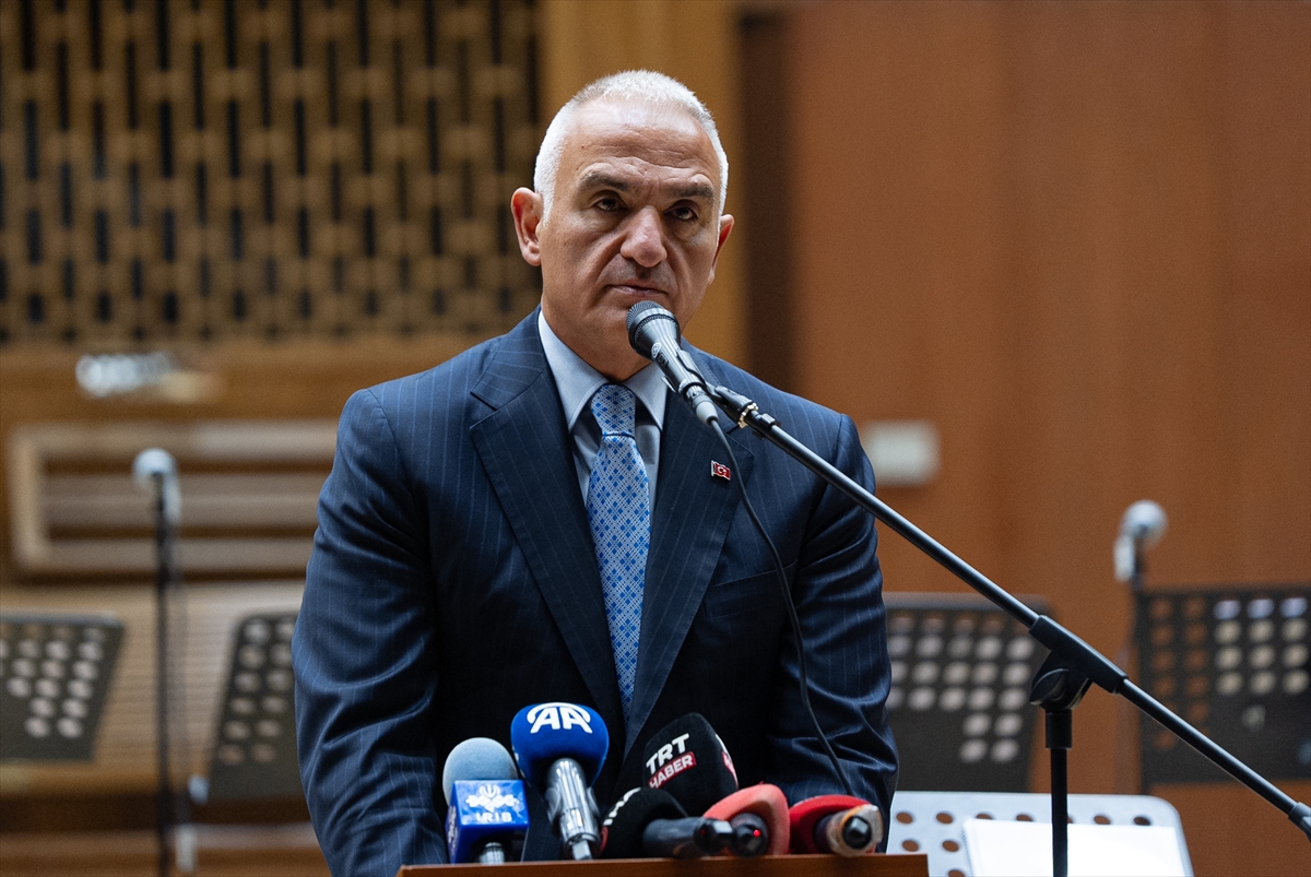 Türkiye-İran Kültür Yılı kapsamında "Hafız-ı Şirazi'yi Anma Konseri" düzenlendi