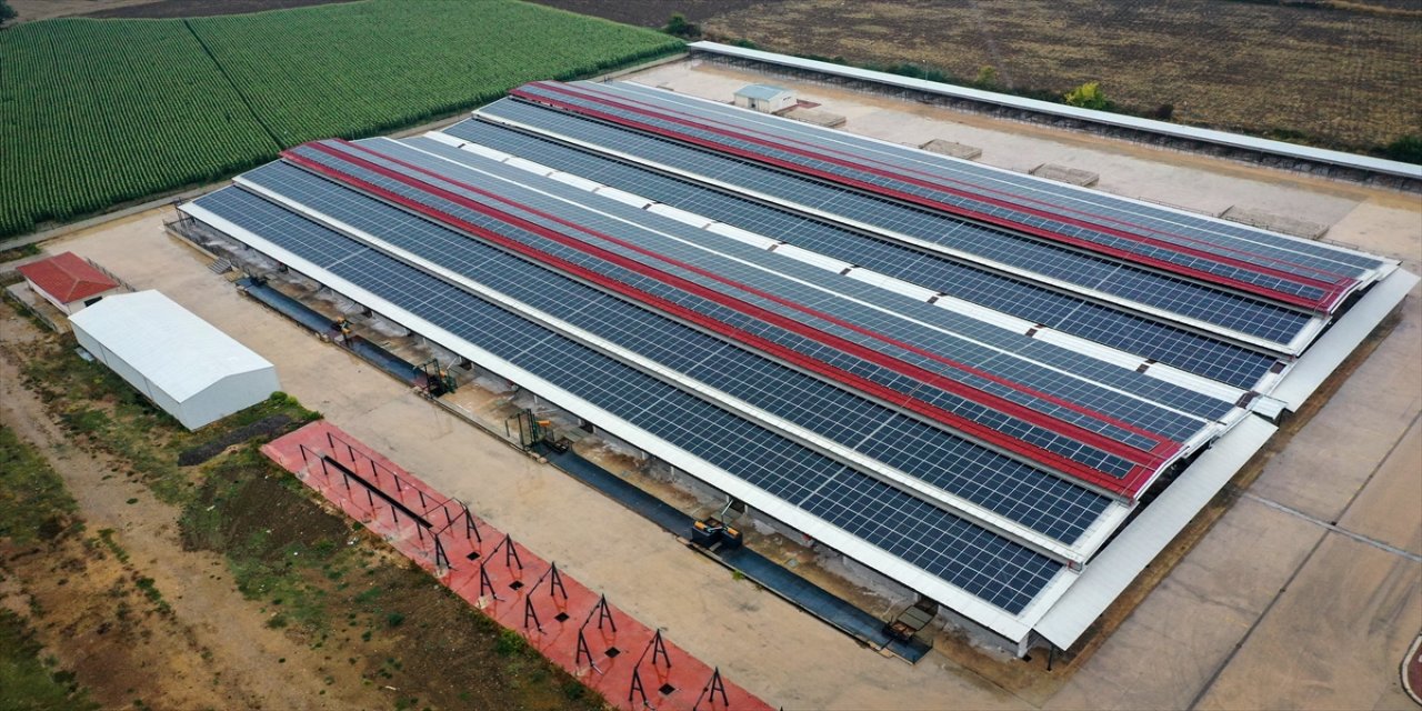 İnegöl Belediyesi, tesislerinin elektrik ihtiyacını güneş enerjisiyle karşılayarak tasarruf ediyor