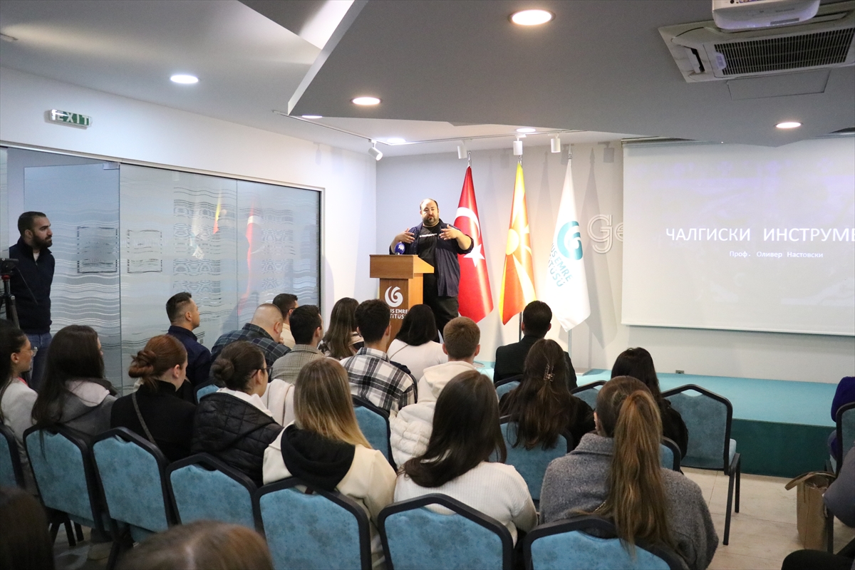 Üsküp'te Yunus Emre Enstitüsünün desteğiyle "İki Kültür-Tek Ritim" müzik atölyesinin açılışı yapıldı