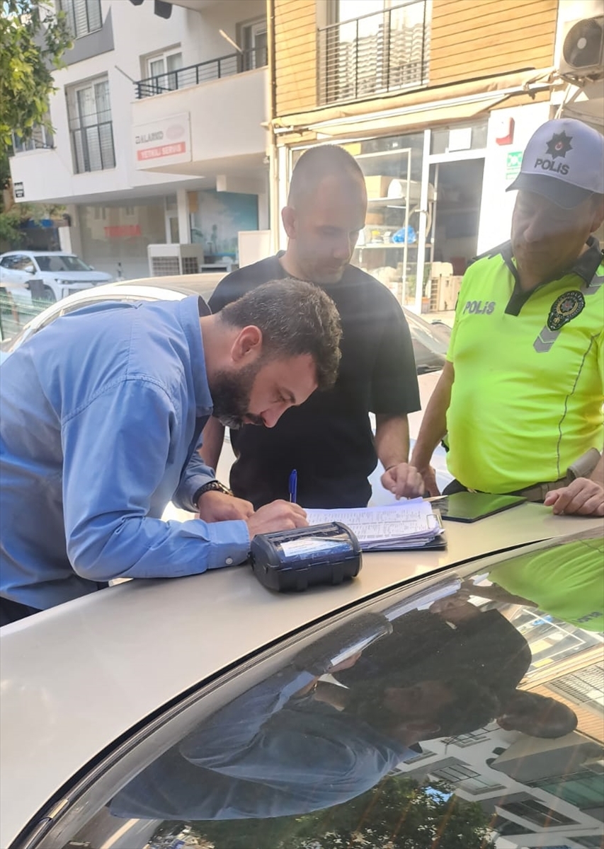 Adana'da ters yönde giden otomobilin sürücüsüne 46 bin 621 lira ceza kesildi