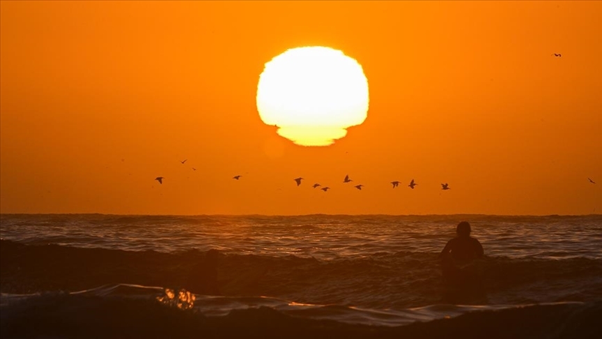 Paris Anlaşması'ndaki mevcut planlara uyulması, dünyayı her yıl 57 sıcak günden kurtarabilir