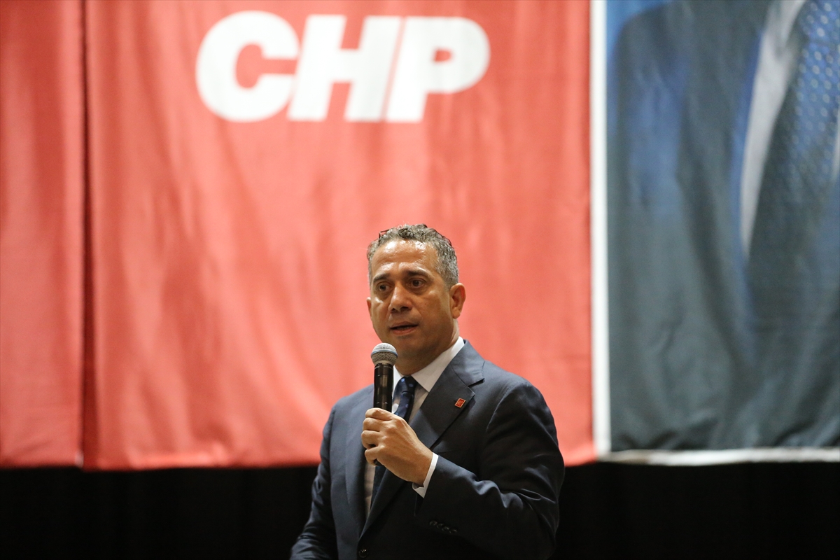 Partimiz dahili ve harici bir saldırı içerisinde.