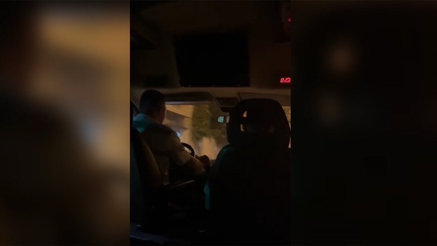 Beykoz'da arıcıların minibüsü devrildi 3 kişi yaralandı