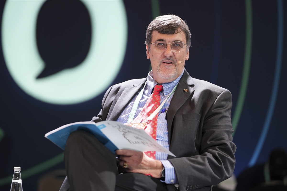 İstanbul'daki "Uluslararası Sıfır Atık Forumu"nda, kentlerde uygulanması gereken projeler ele alındı