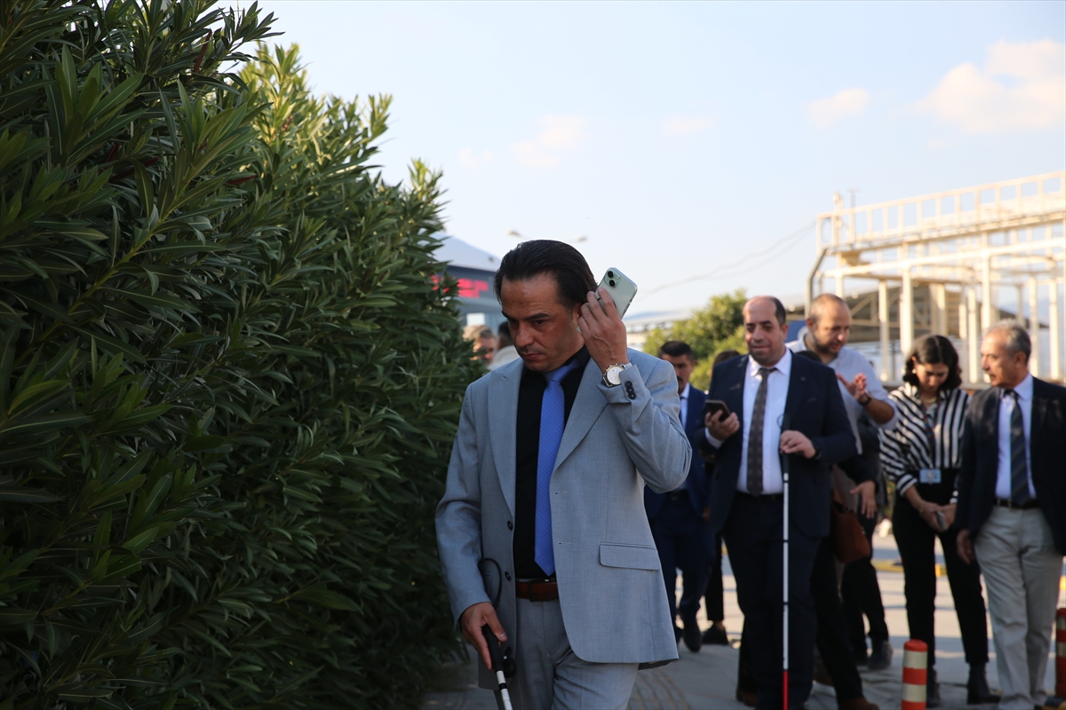 "Görünen Adımlar" uygulaması Aydın'daki görme engellilerin hastanedeki "gözü" oldu