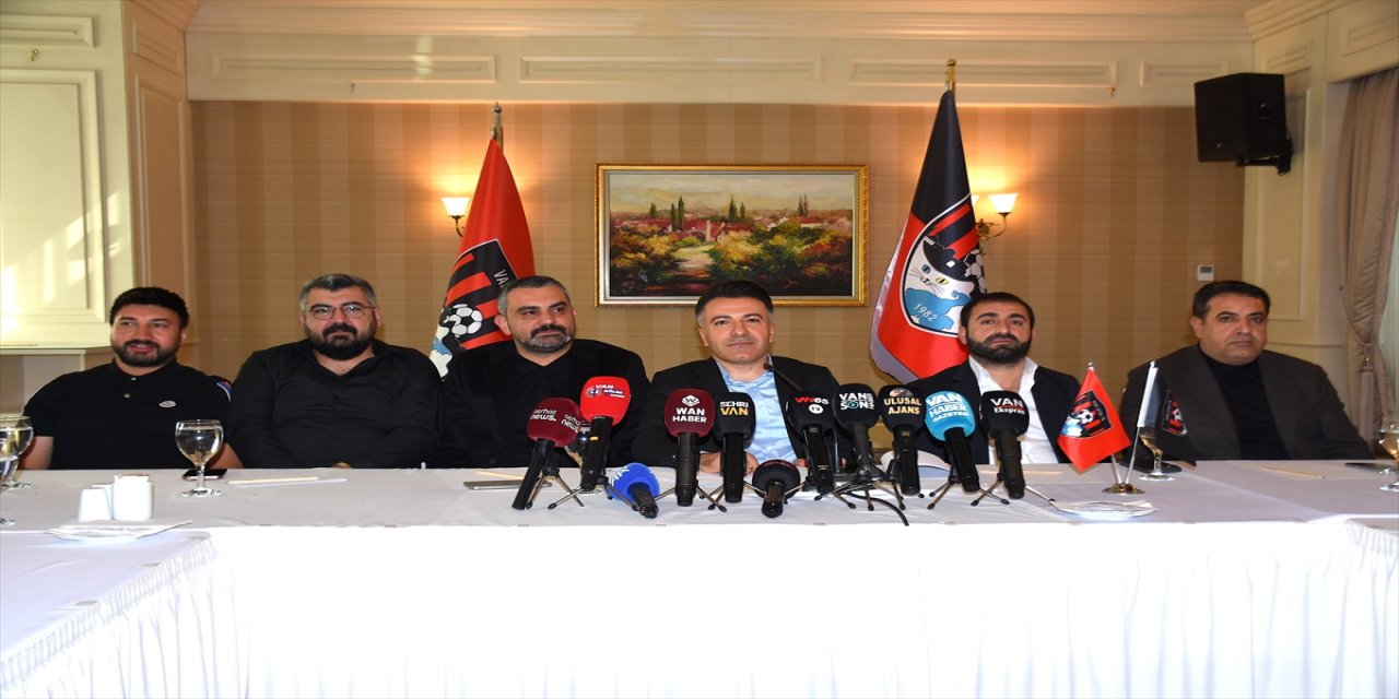 Vanspor Başkanı Erol Temel: “Stadyum ve altyapımız tamamlanacak, gençler için Vanspor okulları açacağız”