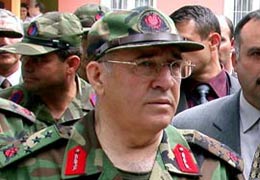 Savcılar darbe parasının peşinde