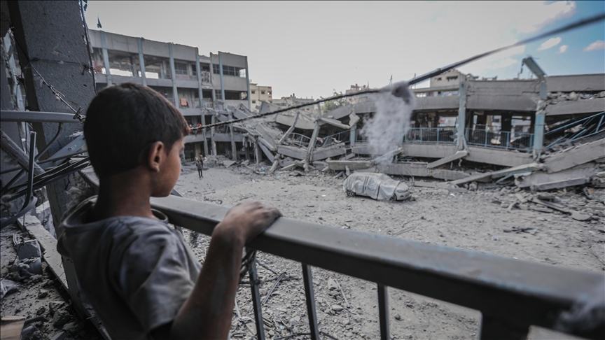 UNRWA: Gazze'de yaklaşık 300 bin öğrenci iki yıl aradan sonra eğitime yeniden başlıyor