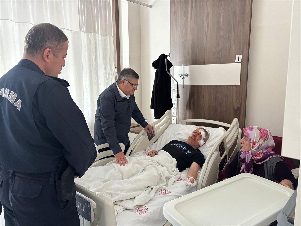 Sinop'ta iki otobüsün karıştığı kazada 13 kişi yaralandı