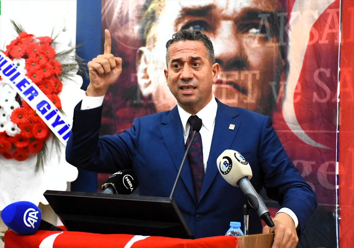 CHP'yi birinci parti yapacak kadroları seçeceğiz