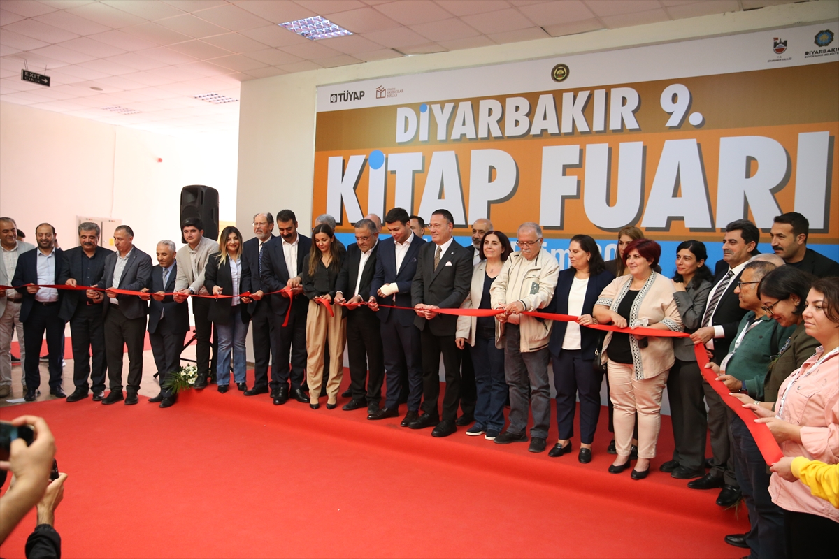Diyarbakır 9. Kitap Fuarı açıldı