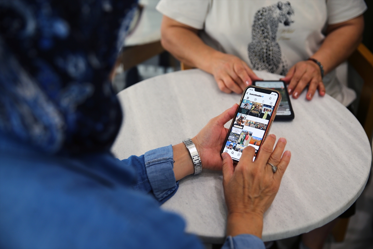 İşitme engellilerin sosyal medya kullanımı için "sessiz dil" içeriği üretiyor