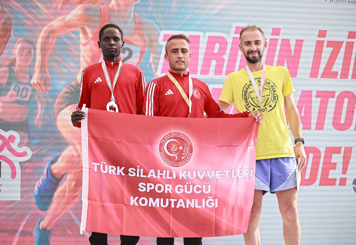 17. Uluslararası Tarsus Yarı Maratonu'na Türk sporcular damga vurdu