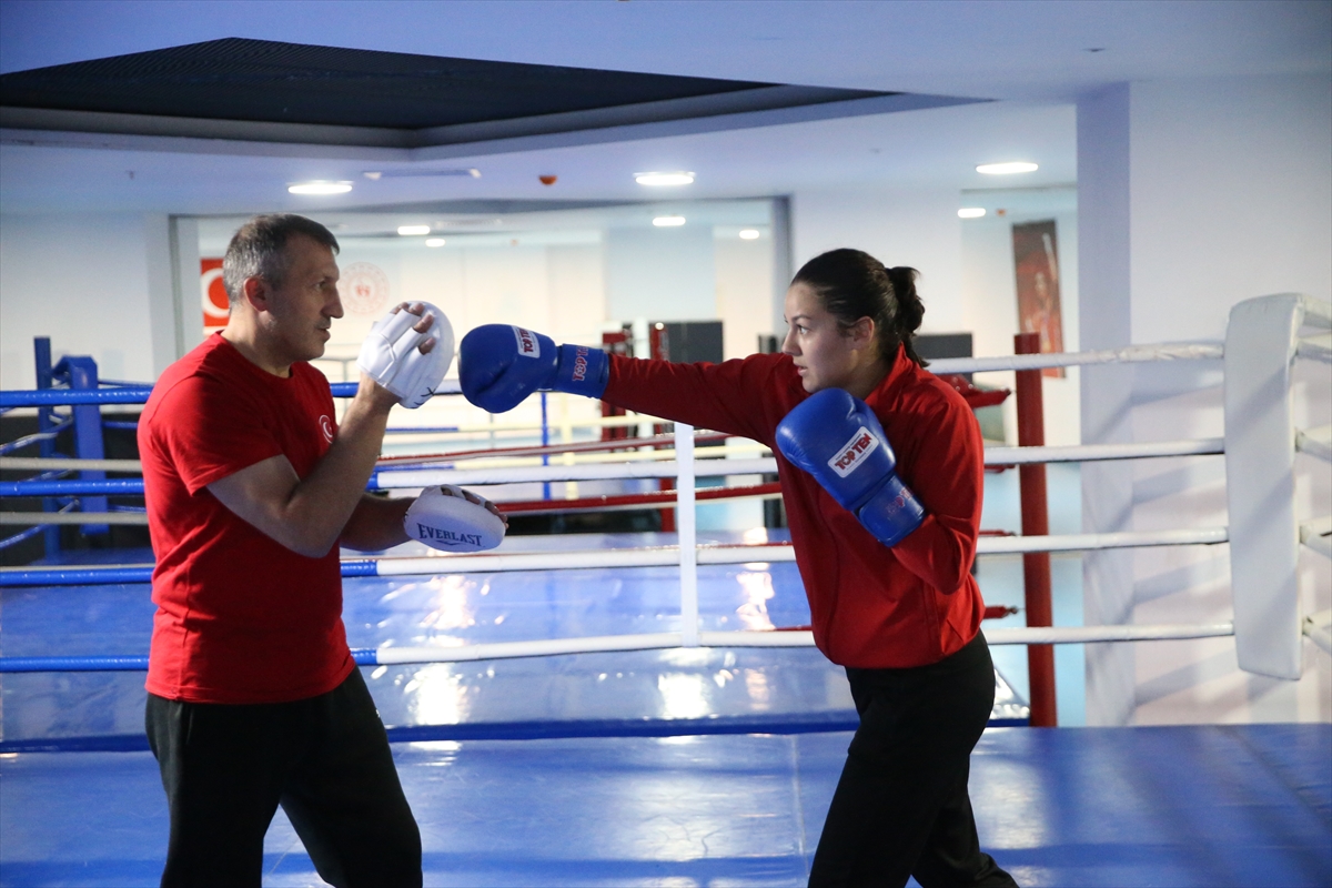 Milli boksör Sahranur'un hedefi Avrupa şampiyonluğu