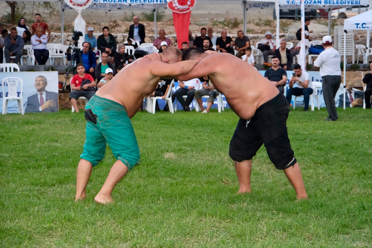 Adana'da 9. İsmet Atlı Karakucak Güreşleri düzenlendi