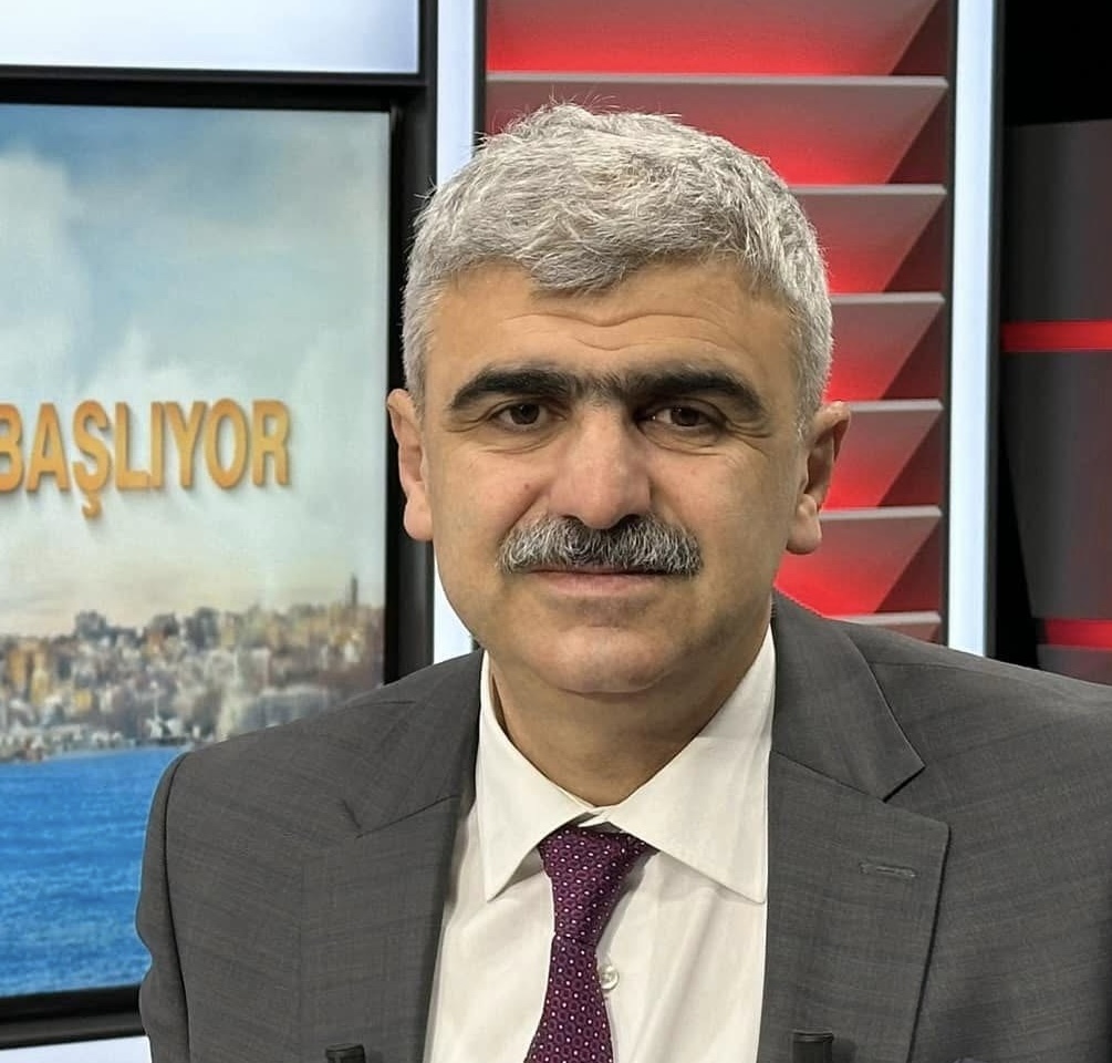 Gazeteci Yazar Mustafa Albayrak’tan Yılmaz ÖZDİL’e KKTC Salvosu