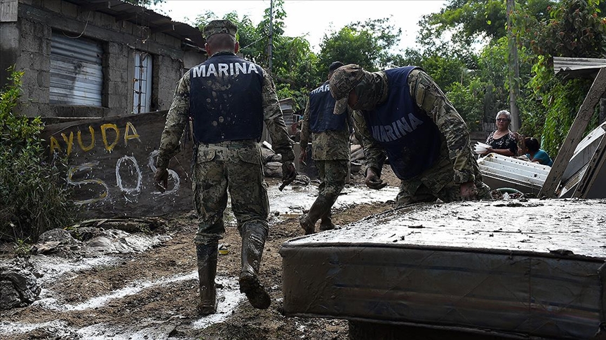 Meksika'da sel felaketinde hayatını kaybedenlerin sayısı 76'ya yükseldi