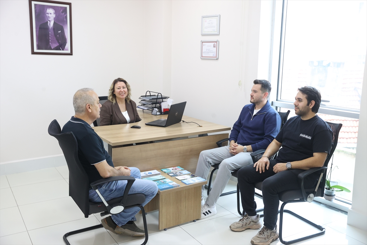 Aldıkları destekle sigarayı bırakan 3 arkadaş artık rahat nefes alıyor