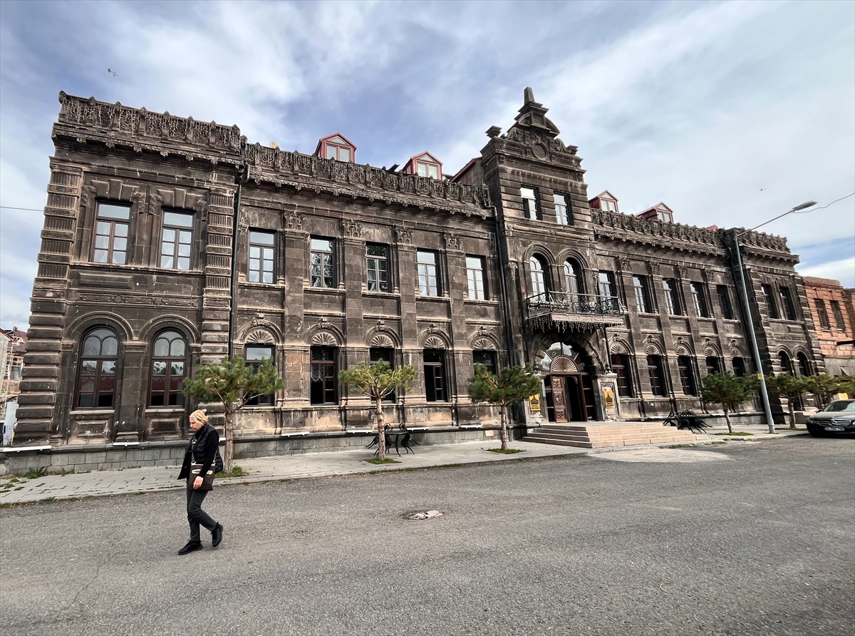 Baltık mimarisiyle şekillenen Kars kültür turizminin gözdesi