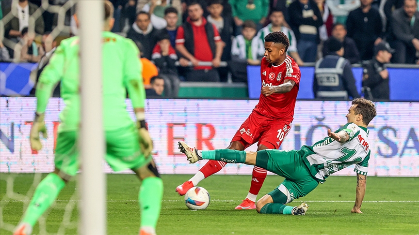 Beşiktaş, Süper Lig'de yarın deplasmanda Konyaspor ile karşılaşacak