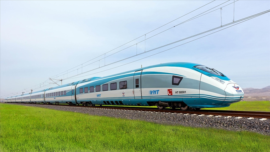 Türkiye'nin demir yolu ağı 2026'da 14 bin 437 kilometreye ulaşacak