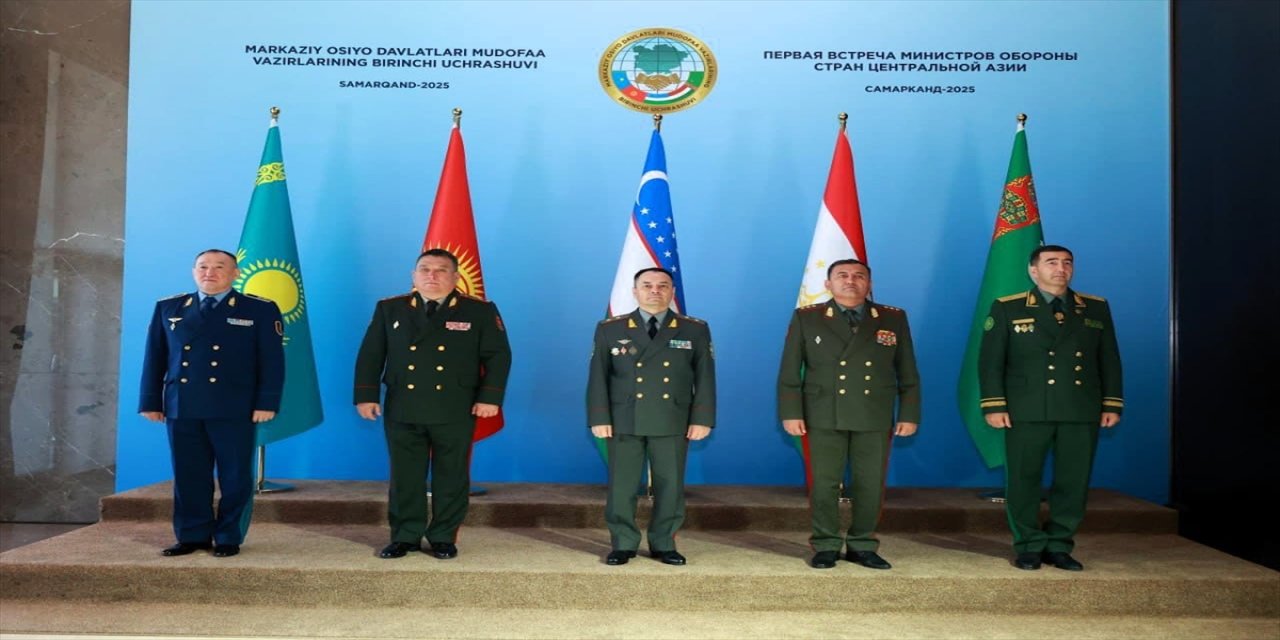 Orta Asya ülkeleri savunma bakanları Semerkant’ta ilk kez bir araya geldi