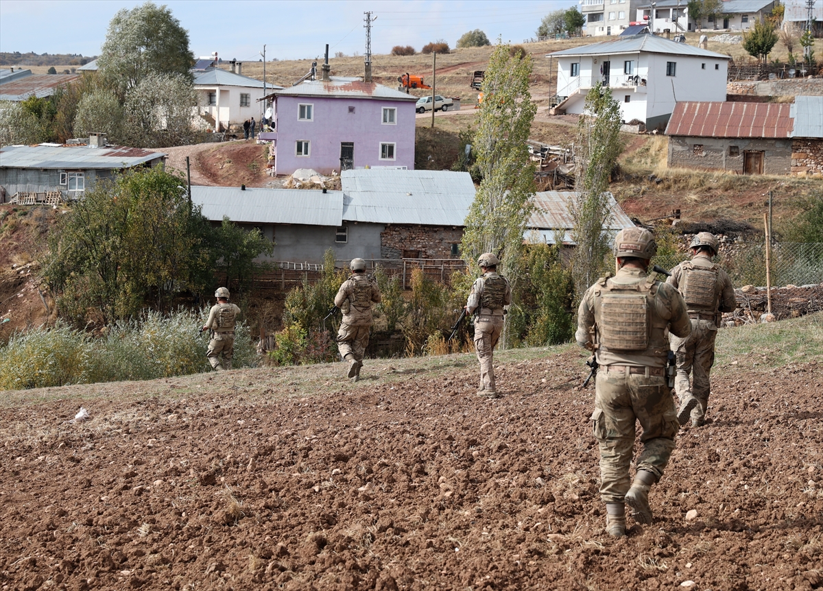 Sivas'ta arazi anlaşmazlığı nedeniyle çıkan silahla kavgada 1 kişi öldü