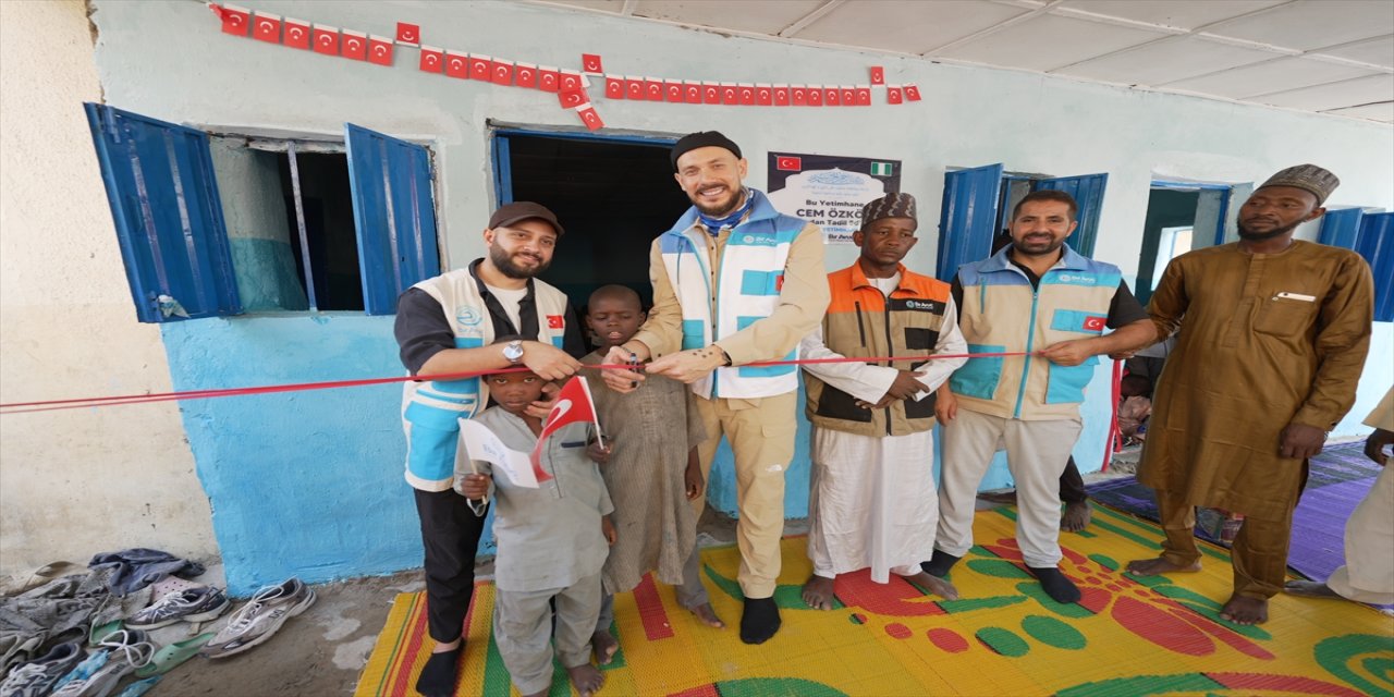 Bir Avuç İnsani Yardım Derneği, Nijerya’daki iki yetimhane ile 350 çocuğa barınma ve eğitim desteği sundu