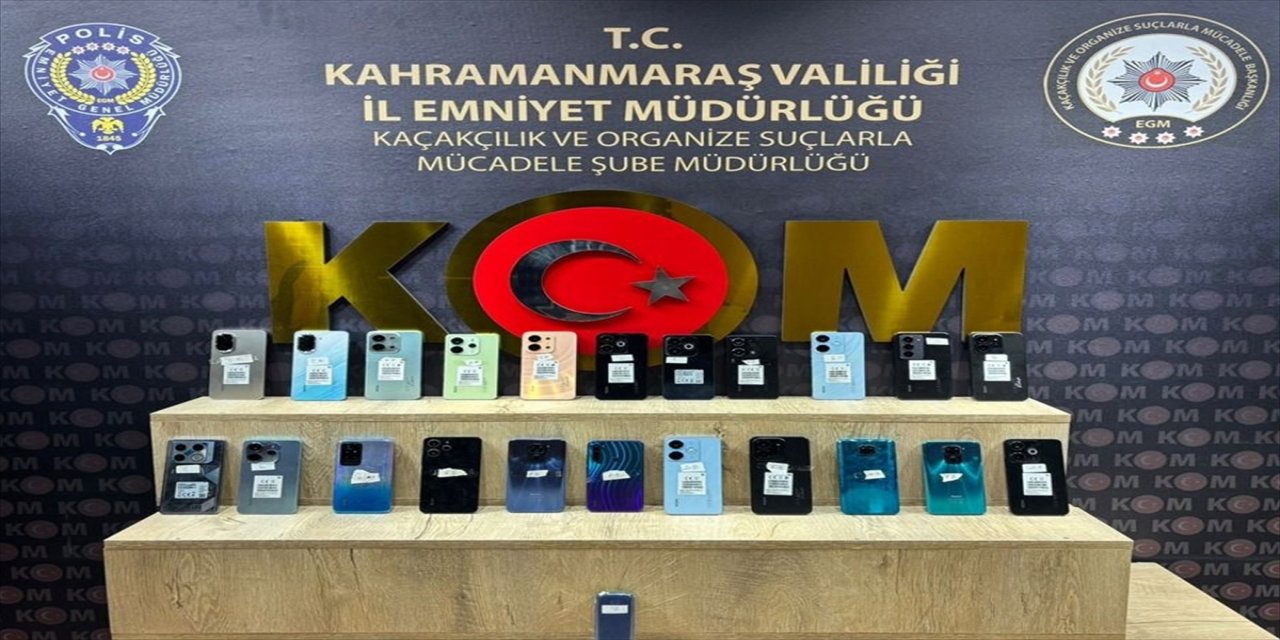 Polis ekiplerinin düzenlediği operasyonda gümrük kaçağı ürünler ele geçirildi