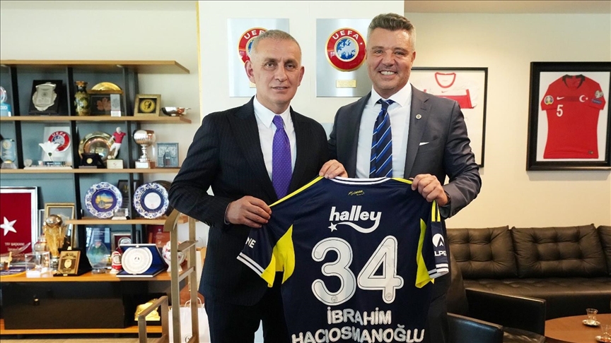 Fenerbahçe Kulübü Başkanı Sadettin Saran, TFF Başkanı Hacıosmanoğlu'nu ziyaret etti