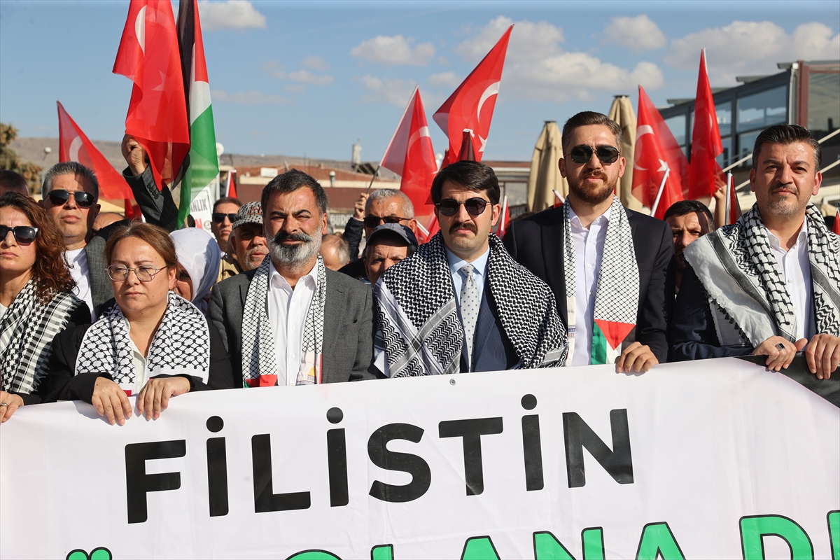 Nevşehir'de Gazze'ye destek yürüyüşü düzenlendi