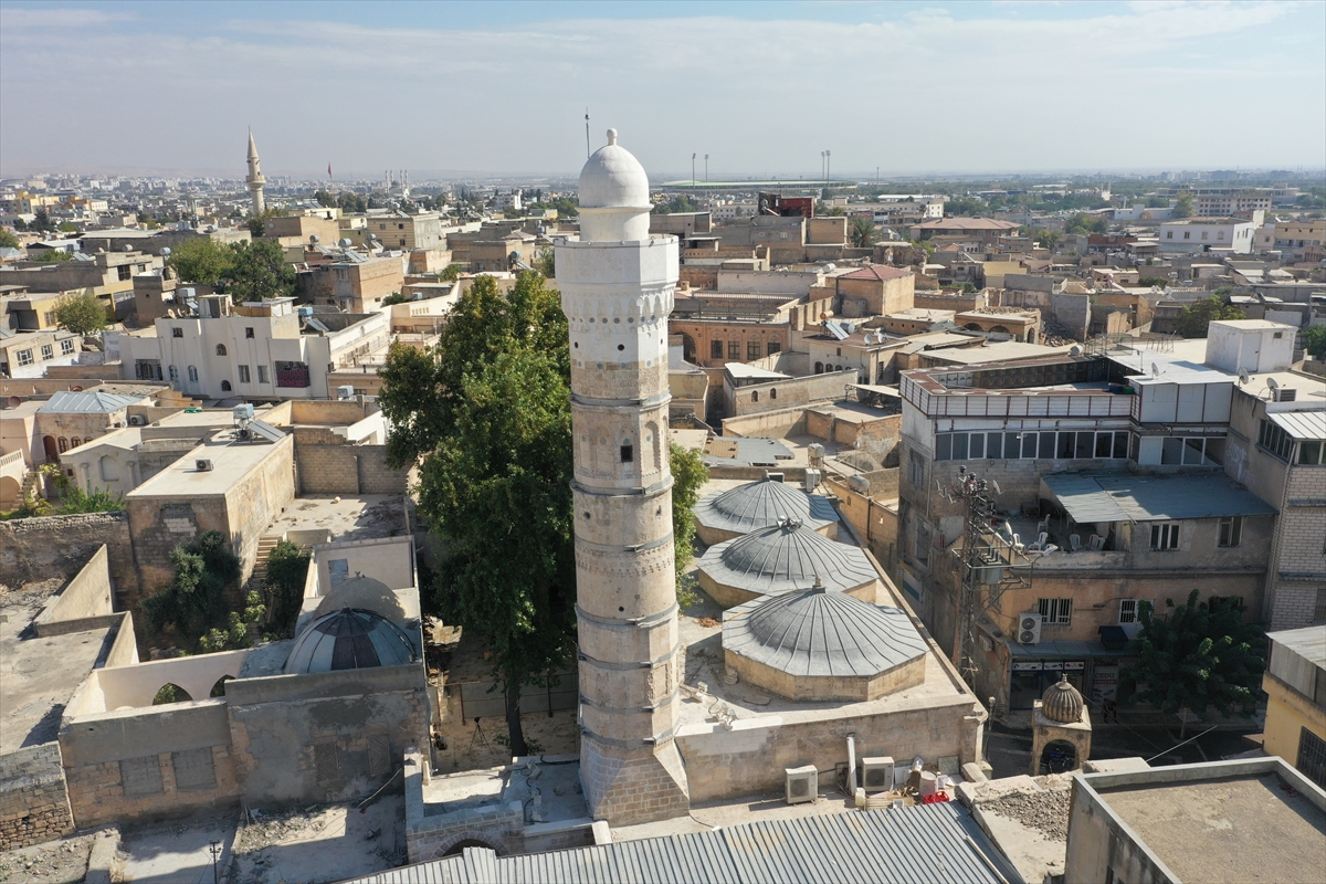 Şanlıurfa'da depremde hasar gören 5 asırlık caminin restorasyonu tamamlandı