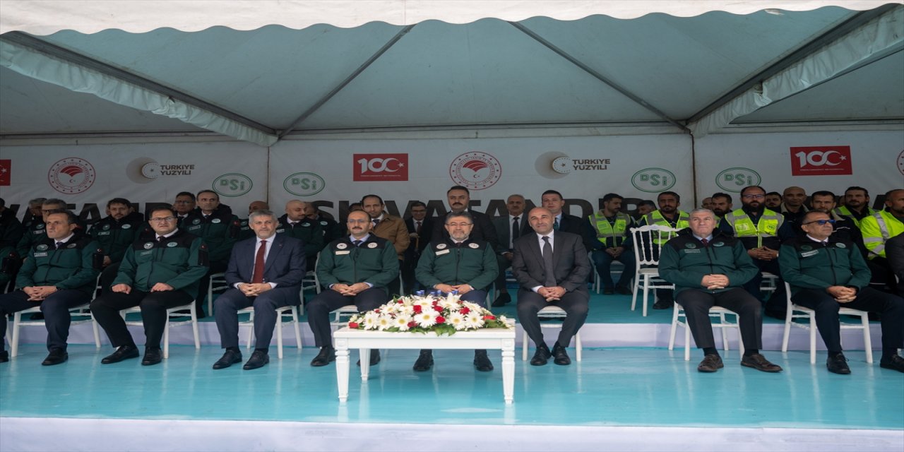 Bakan Yumaklı: “DSİ’nin dozer sayısı yüzde 26 artışla 245’e çıktı, martta 325’e ulaşacak”