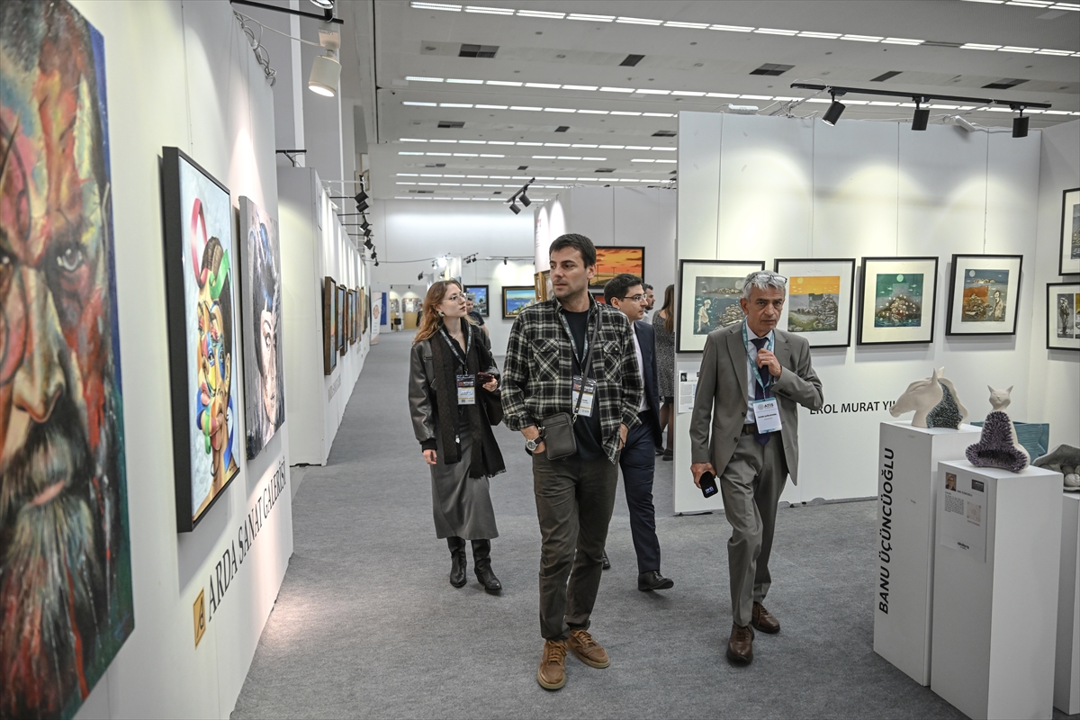 "ArtNouva Sanat Fuarı" Ankara'da ziyaretçilere kapılarını açtı