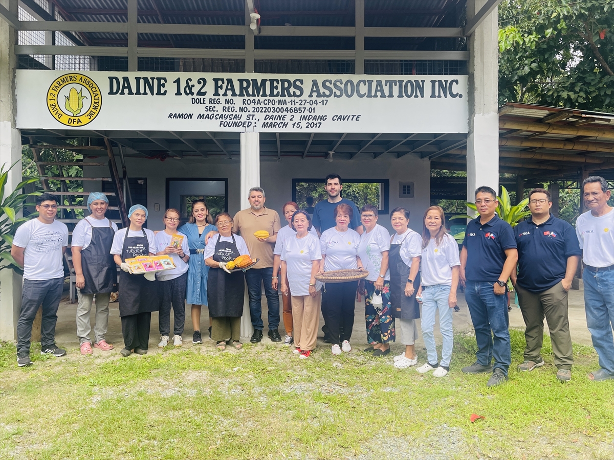 TİKA, Filipinli kadınların ellerinden çıkan kakaoya değer katıyor