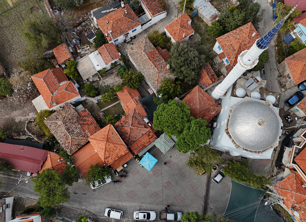 Korkuluklarıyla ilgi gören Barbaros, "turizm köyü" ünvanıyla öne çıkacak