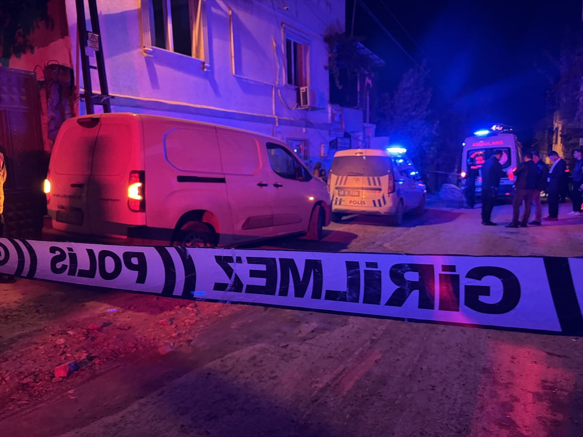 Kahramanmaraş'ta eski eşi ile eski eşinin annesini öldürüp üvey kızını yaralayan kişi intihar etti