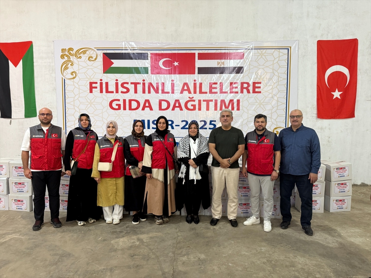 Sadakataşı Derneğinden Mısır'a sığınan Gazzeli ailelere yardım