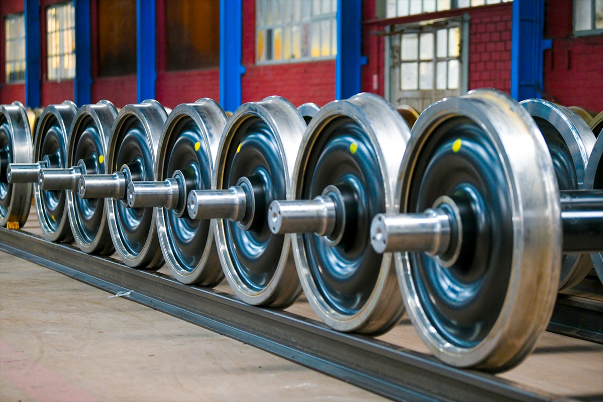 KARDEMİR 5,7 milyon dolar tutarındaki demir yolu teker seti ihalesini kazandı