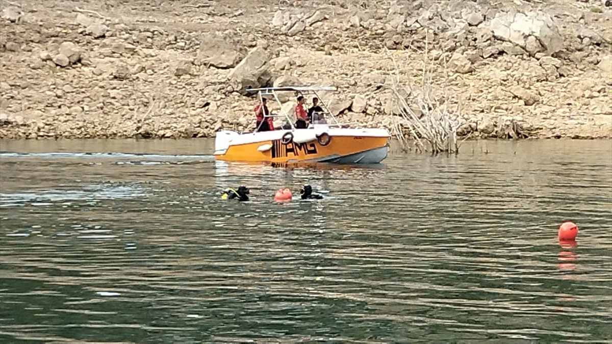 Antalya'da baraj gölünde kaybolan turist aranıyor