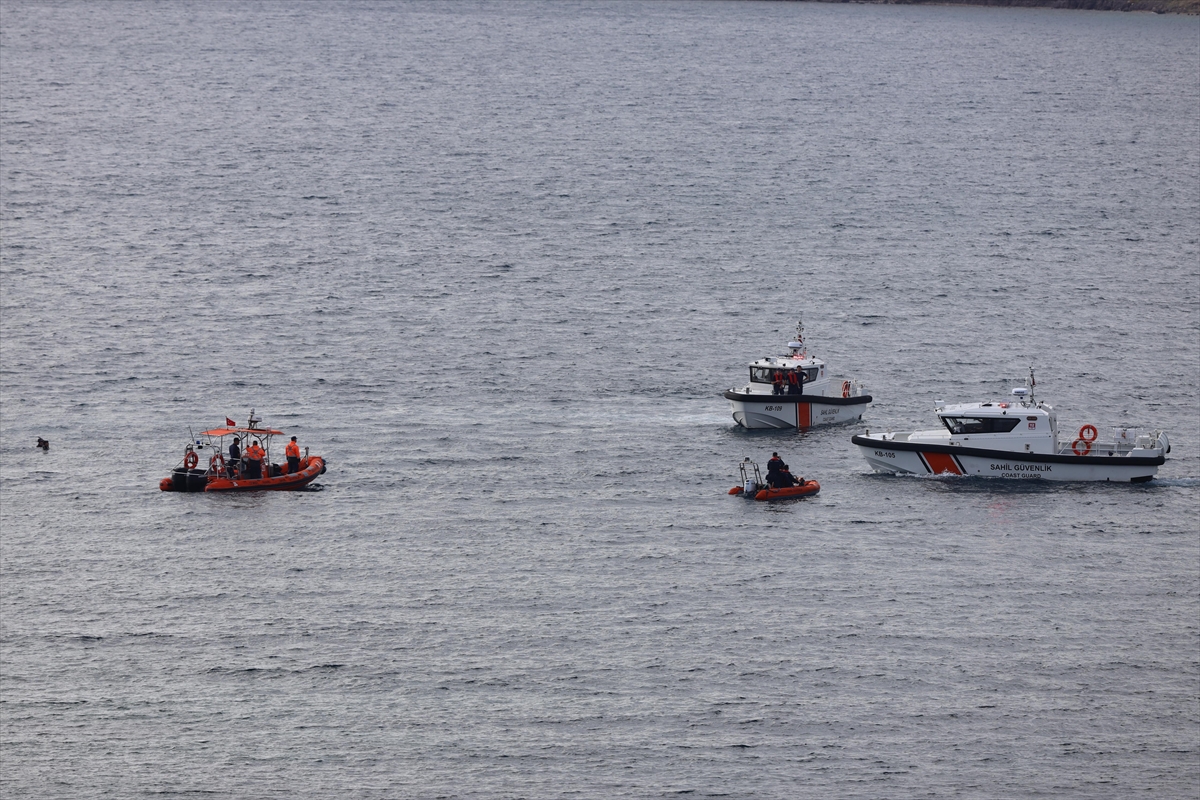 Bodrum'da düzensiz göçmenleri taşıyan tekne battı