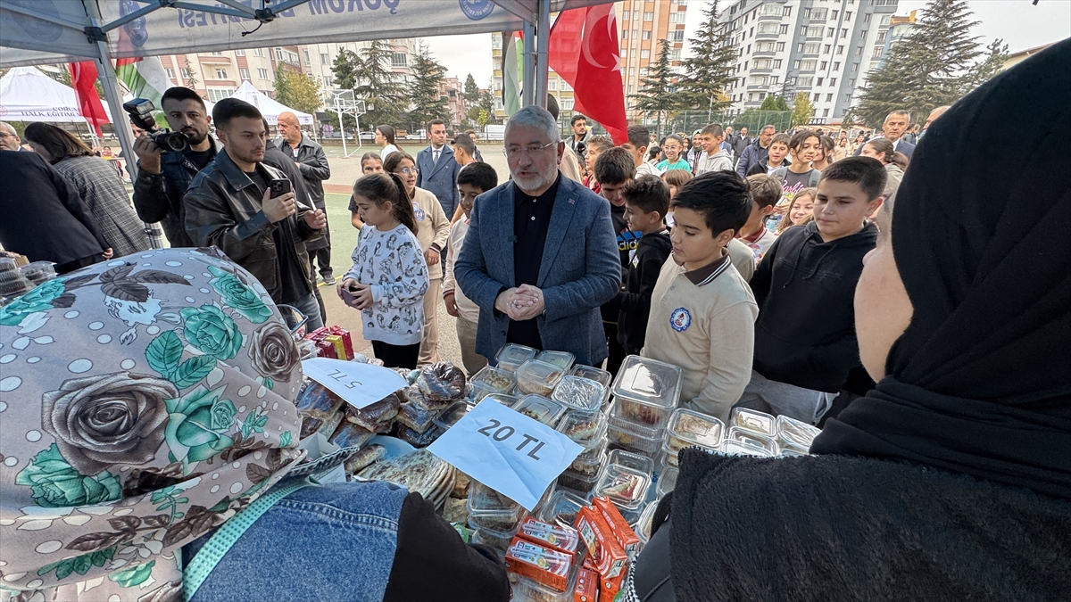 Çorum'daki okullarda Filistin halkı yararına kermesler açıldı