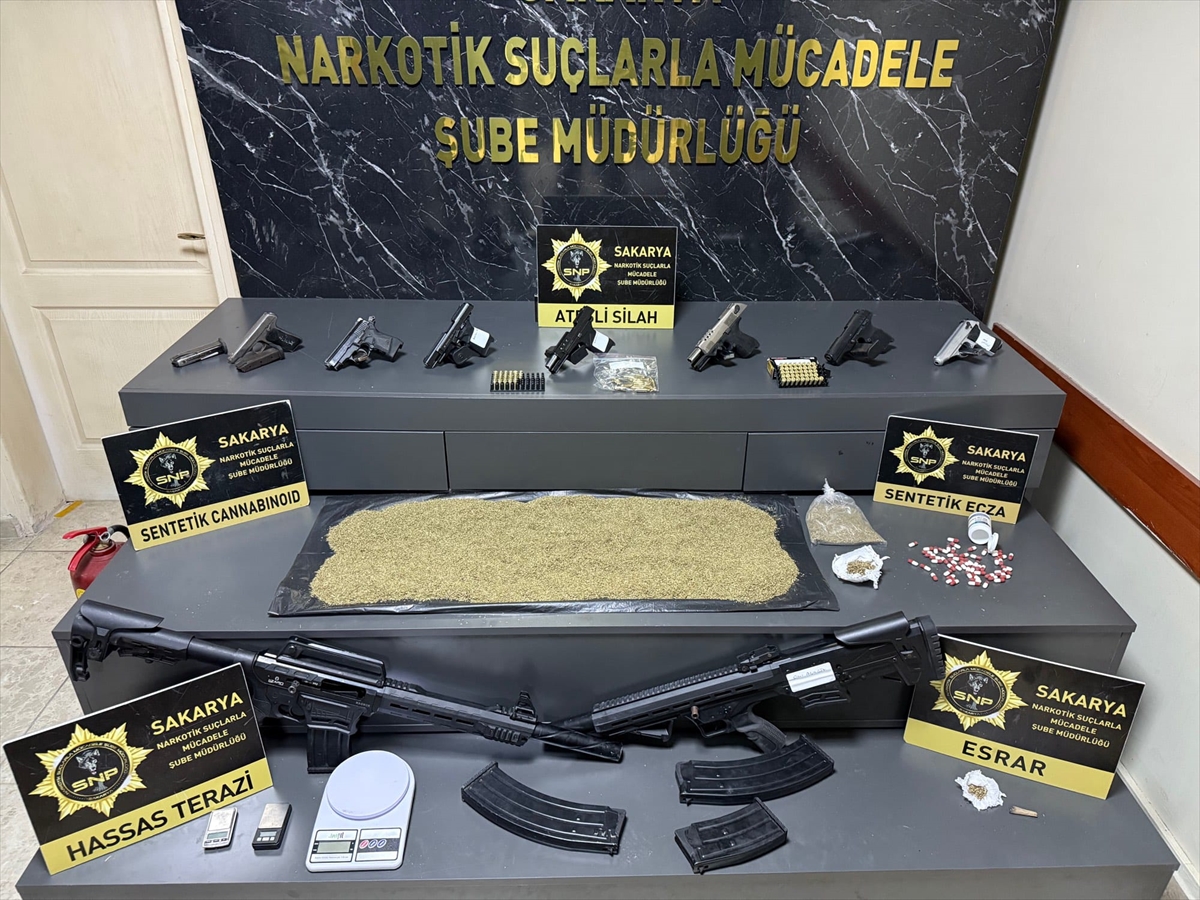 Sakarya'da 551 personelle düzenlenen operasyonda 33 şüpheli yakalandı