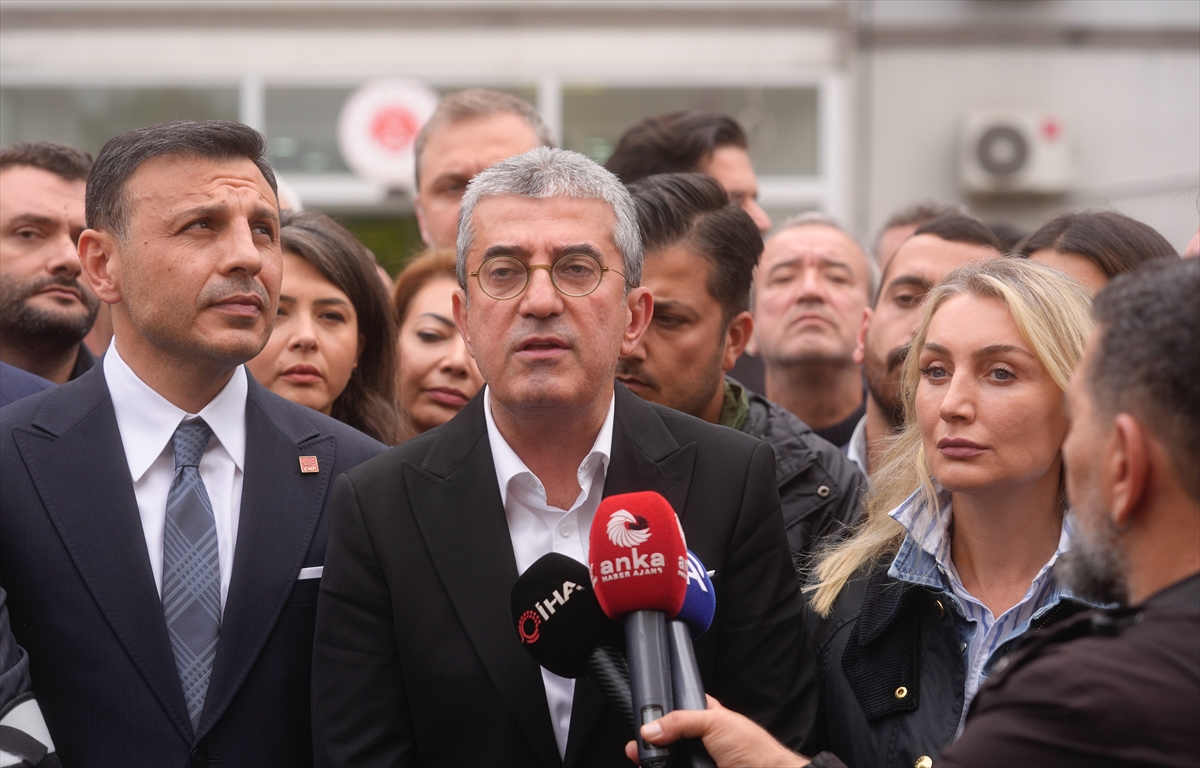 Ekrem İmamoğlu, "ihaleye fesat karıştırma" suçundan yargılandığı davada beraat etti