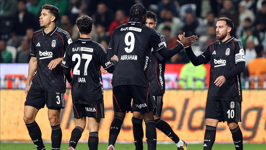 Beşiktaş, Süper Lig'de yarın Kasımpaşa'ya konuk olacak