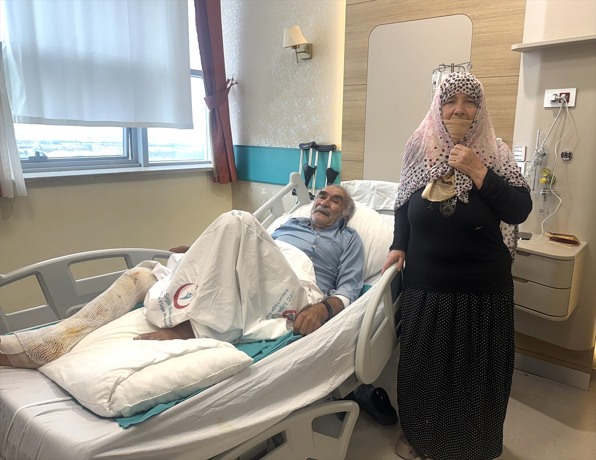 Bidondakinin benzin olduğunu ateşle anlamaya çalışınca az daha bacağından olacaktı