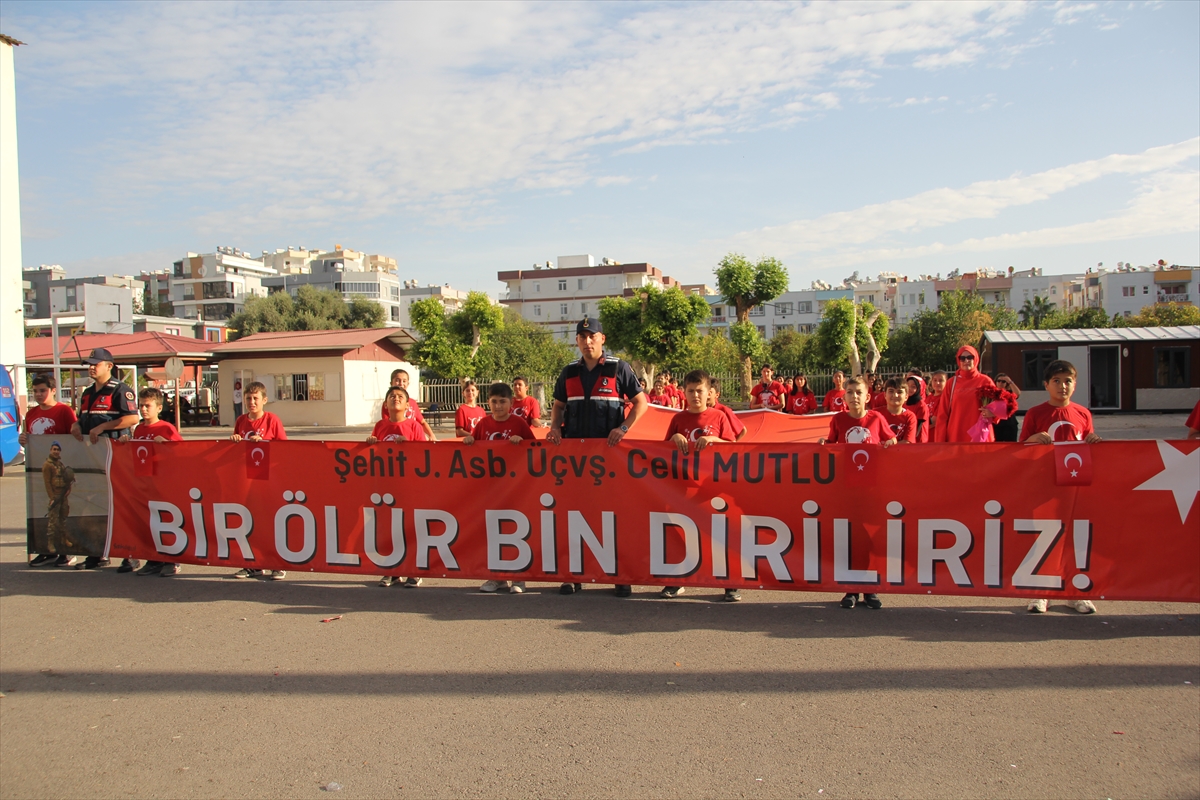 Okuduğu okulun öğrencileri, Mersinli şehit Mutlu'yu unutmadı