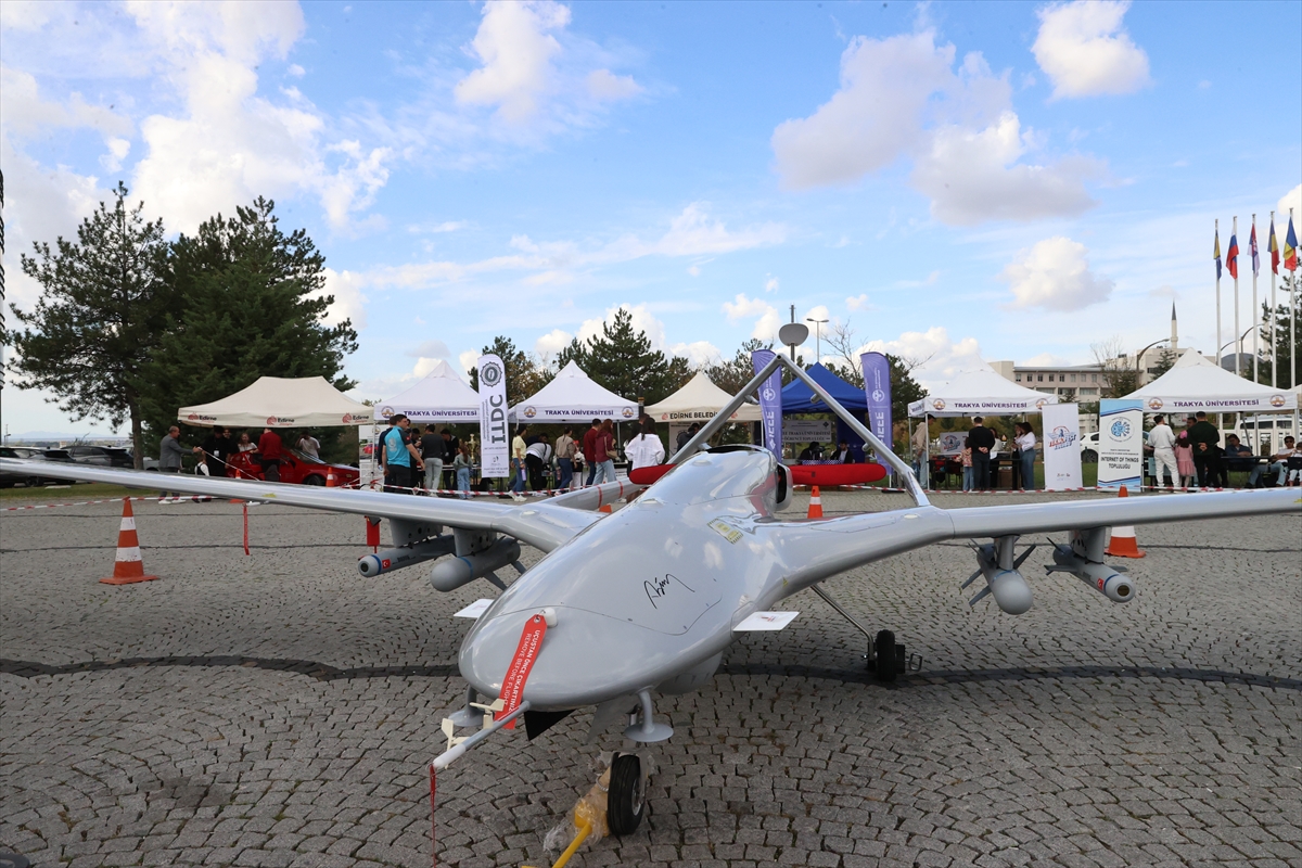 Edirne'de öğrencileri bilim, sanat ve kültürle buluşturan "Trakya Keşif Fest" tamamlandı