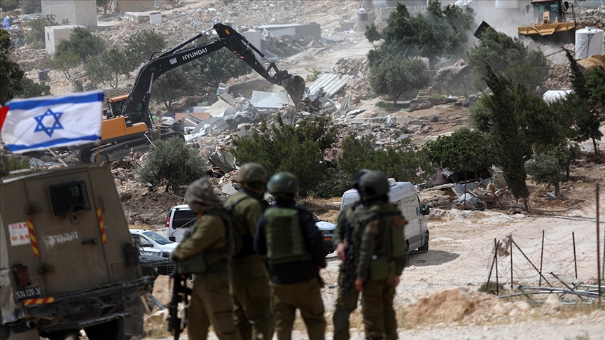 İsrail, Gazze’deki soykırımın gölgesinde Batı Şeria’da ilhak için adımlarını sıklaştırdı
