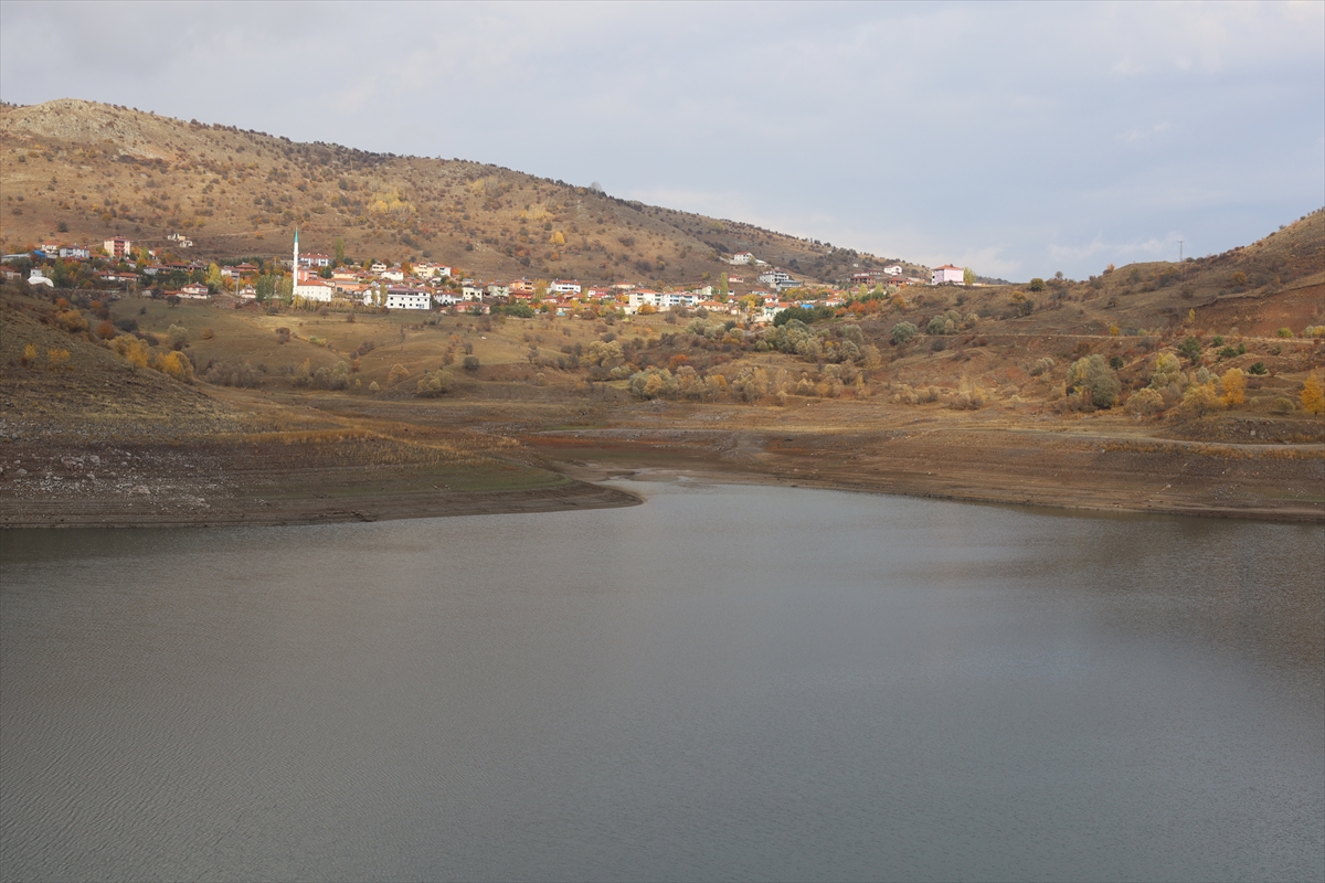 Çankırı'da içme suyunu karşılayan Güldürcek Barajı'nda su seviyesi yüzde 17,25'e düştü